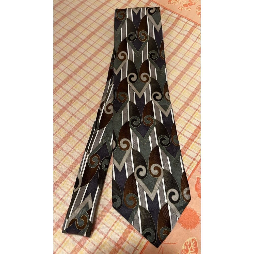 Martin Wong Mens Tie Art Deco Scroll Gray Brown 100% Silk Made in USA Napa, CA‎